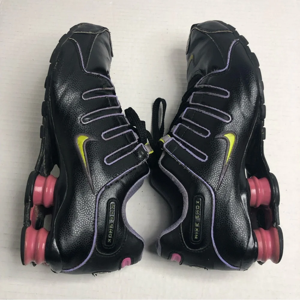 Nike Shox Sneakers Size 6.5Y fits Women 8.5 Black Pink Womens Youth Athletic